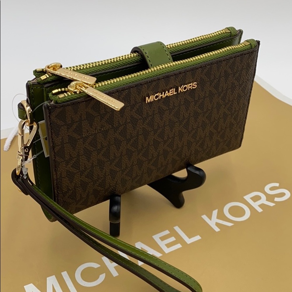 MICHAEL KORS LARGE DOUBLE ZIP WRISTLET EVERGREEN - Picture 5 of 16